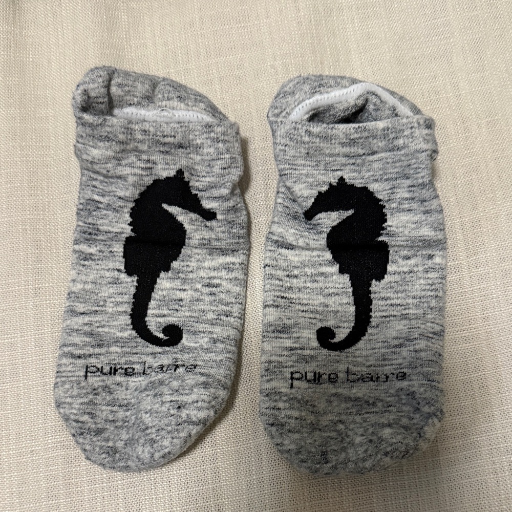 Tavi Grip Socks